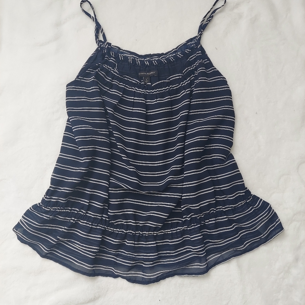 Banana Republic blouse Sz petite L